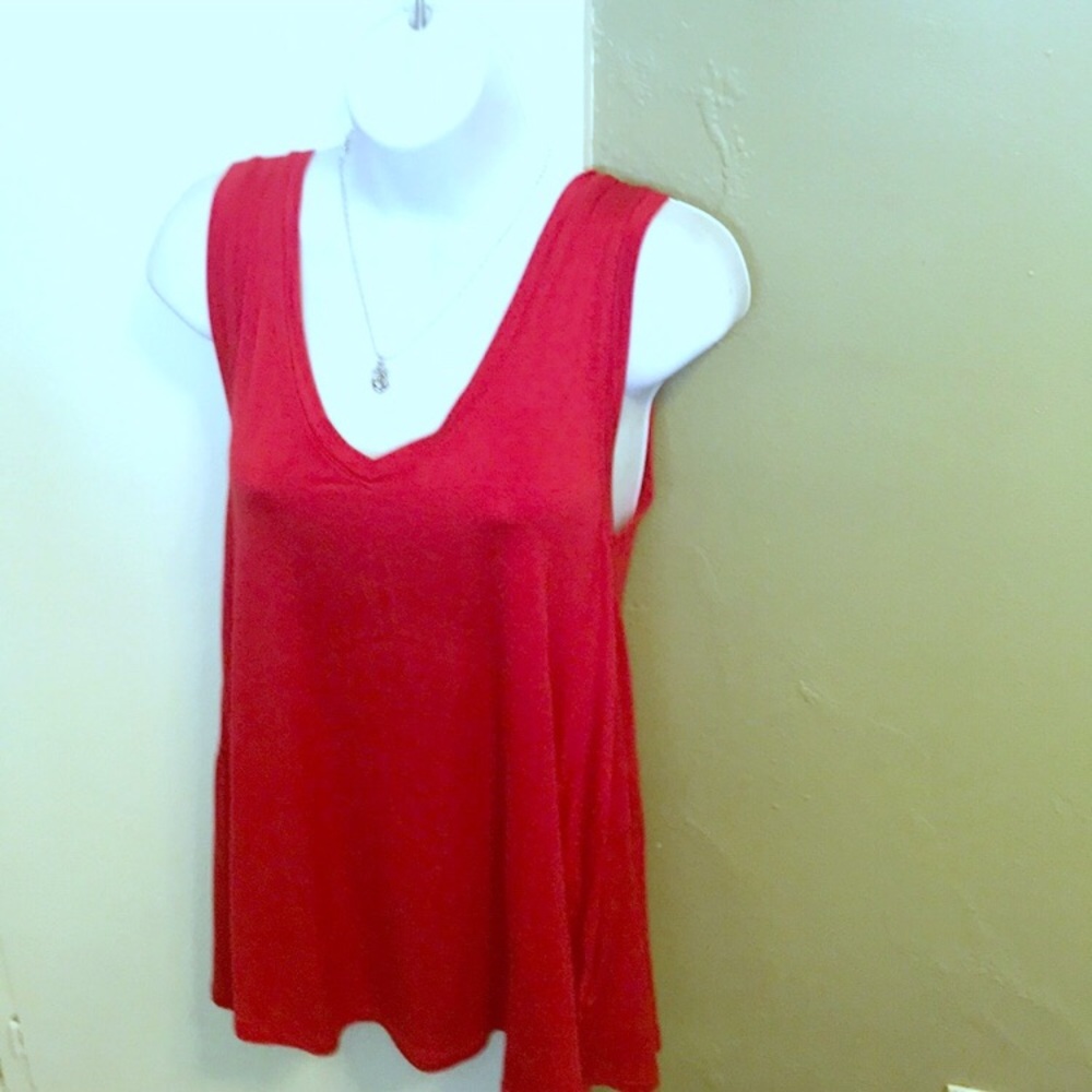 Cotton red v neck tank top size small NWT